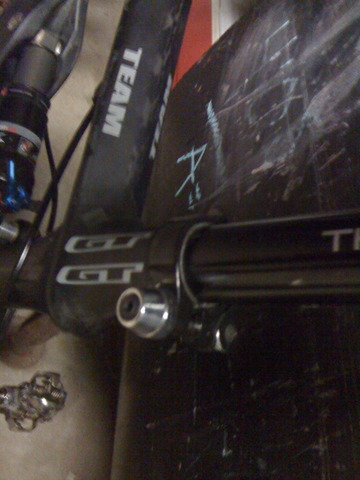 Broken Seat Collar Img_2117_entry