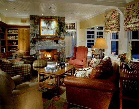 A casual yet luxurious theme runs through the living room.