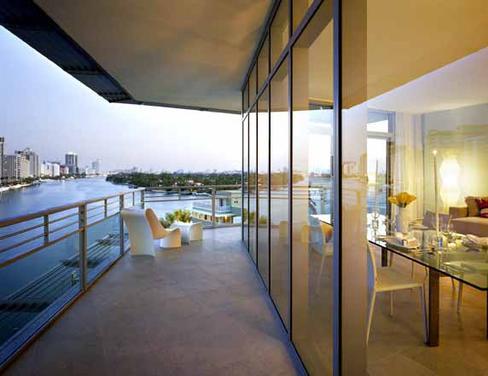 balcony