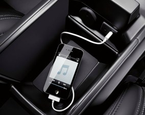 2012 Chevy Volt iPod Connection at Wentworth Chevrolet in Portland, Oregon