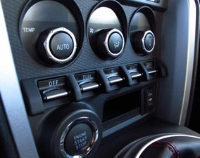 2013 Subaru BRZ Climate Controls