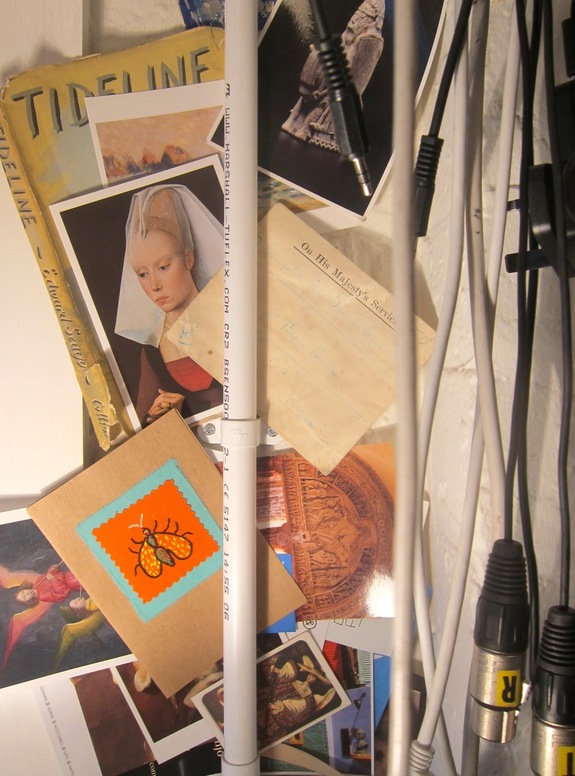 a photo