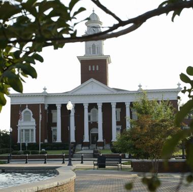Lee County Courthouse