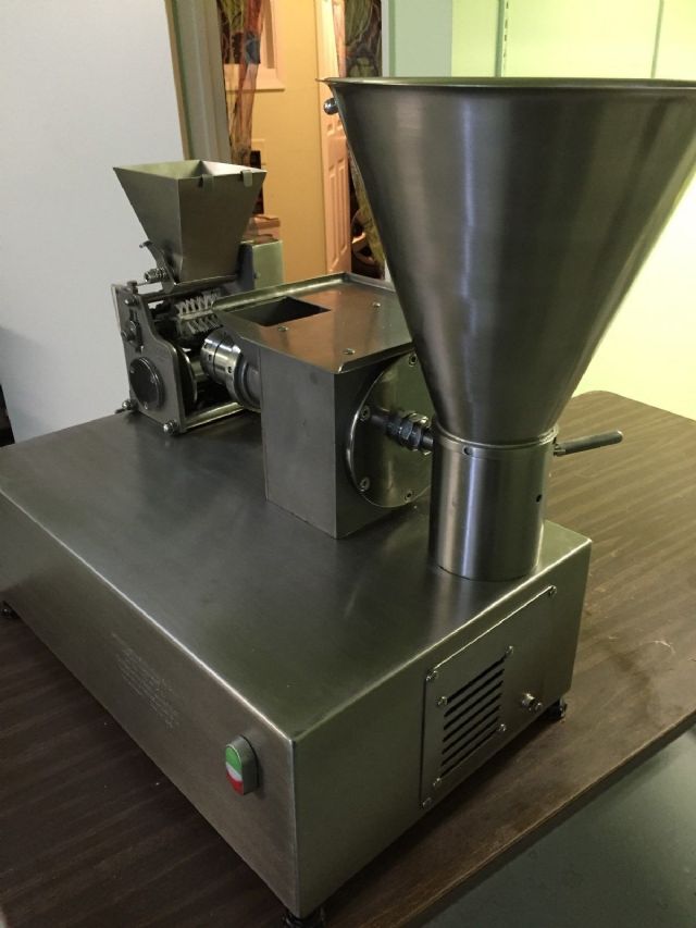 2014 Pierogi Making Machine LOS ANGELES CALIFORNIA Tools For Sale