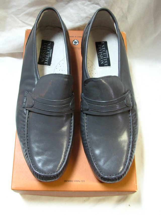 Mens shoes loafer gray size 14D