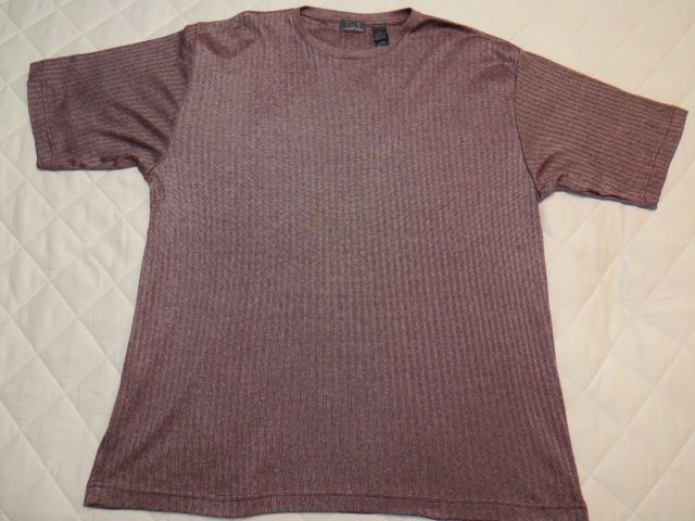 Man's 2XL short sleeve shirt