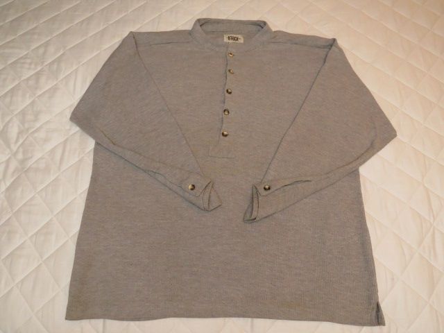 Man's 2XL long sleeve gray shirt