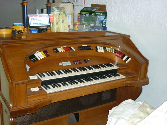 ANTIQUE ELECTRONIC REPAIRS