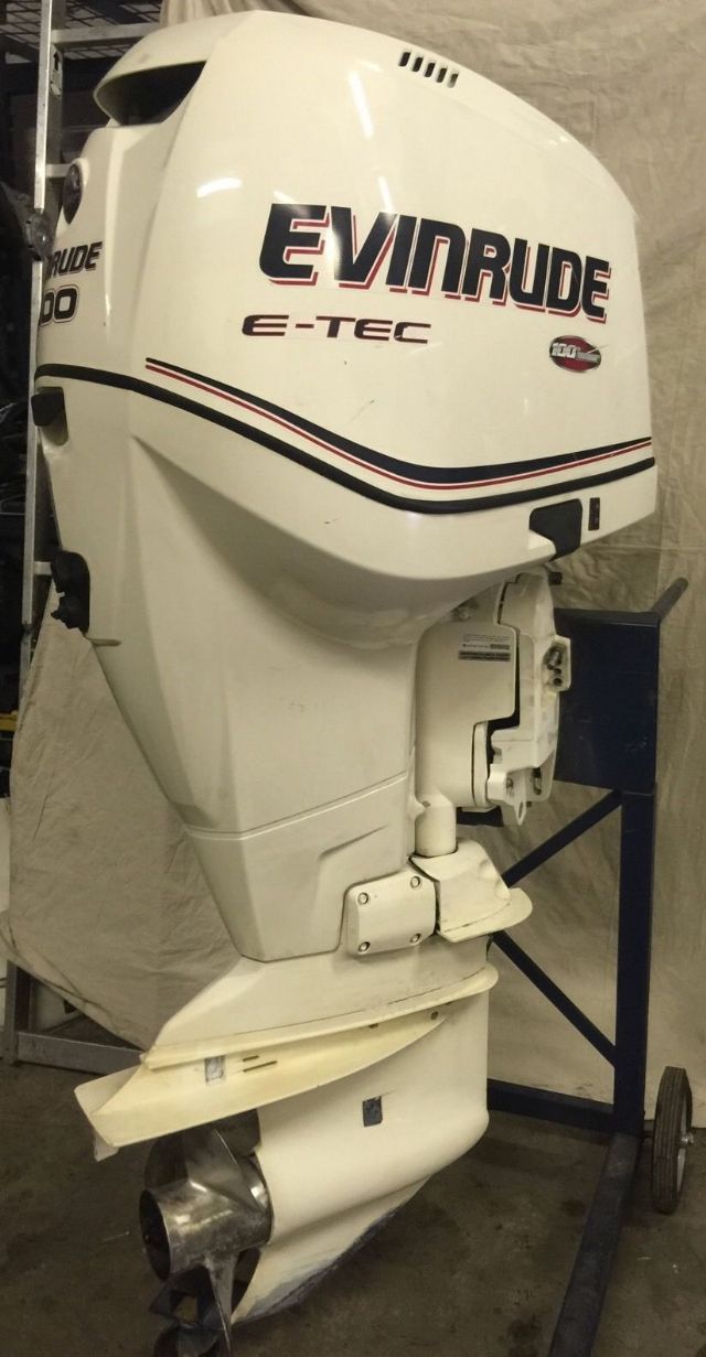 2009 Evinrude Etec 300 hp DFI Outboard Motor Engin BROOKLYN NEW YORK