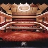 Uihlien_hall.jpg_thumbnail1_profile