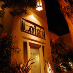 Lolas-front.jpg