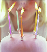Normal_silverplated_crowns_on_cake