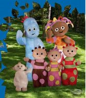 595287-inthenightgarden-1194624086031