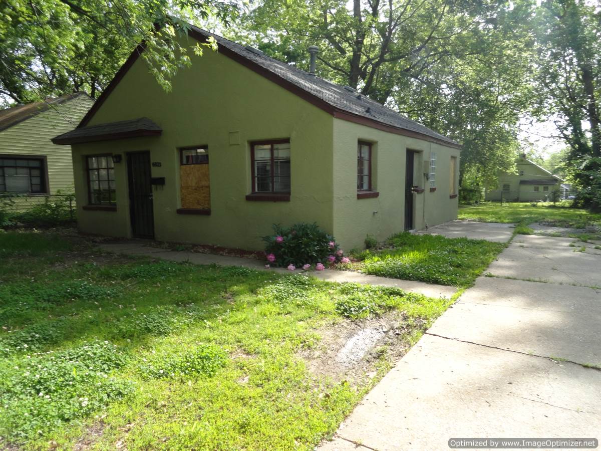 6823 South Benton WOW!