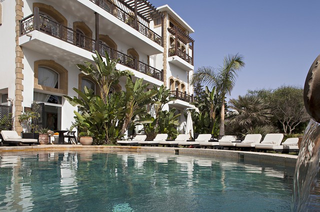 Piscine_b%c3%a2timent_(copier)