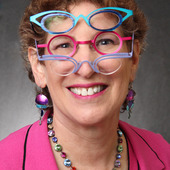 Viv%20photo%204%20glasses