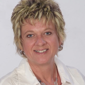 Lynn_close_2011