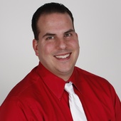 Redshirtwhitetie