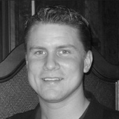Headshot_bw_600
