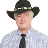Jj_in_a_hat_june_8_2009