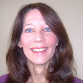 Lori_-_apr_2009_-_crop_side