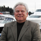 Frank_at_the_dock