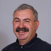 Me_2010_conf_-_best_-_ar_-_crop