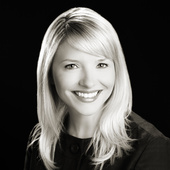 Holly_headshot_b_w_-_big