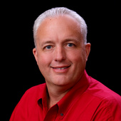 Kyle_cropped_red_shirt