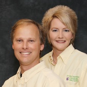 David_and_bonnie_head_shot_800