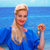 Iryna_dalton_-picture_with_keys