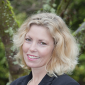 Dianeheadshot