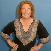 Cari_2009_professional_photo_002