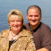 Jon_and_steph_water_600x600