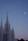 Mormon Temple on Interstate 5 in La Jolla   used with permission  © copyright Charles Lasnier 2006