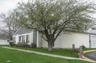 Country Club Hills, Illinois End Unit Condo for Lease