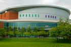 The Spokane Veterans Memorial Arena is the main venue for sports, concerts, and major events. This large arena is located at the edge of the downtown area of Spokane Washington