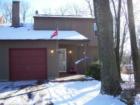 6 Margaret Terrace, Spacious Half Duplex in Glen Knolls
