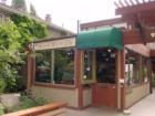 Holistic Hound - Natural Pet Care & Boutique
      
      http://www.yelp.com/biz/6whosqCsOJxHVxFT9tIczg
