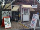 Geno's Lobster & Chowder - Portsmouth New Hampshire - most politicians find their way here to Geno's when they're in NH - it's where to find the locals when politicians want to know the pulse of the town.