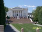 Tomb of the Unknown Soldier taken from the bottom of the hill
