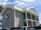 The Clearwater Sailing Center - run my the City of Clearwater - offers sailing lessons, hall rental, boat storage and more
