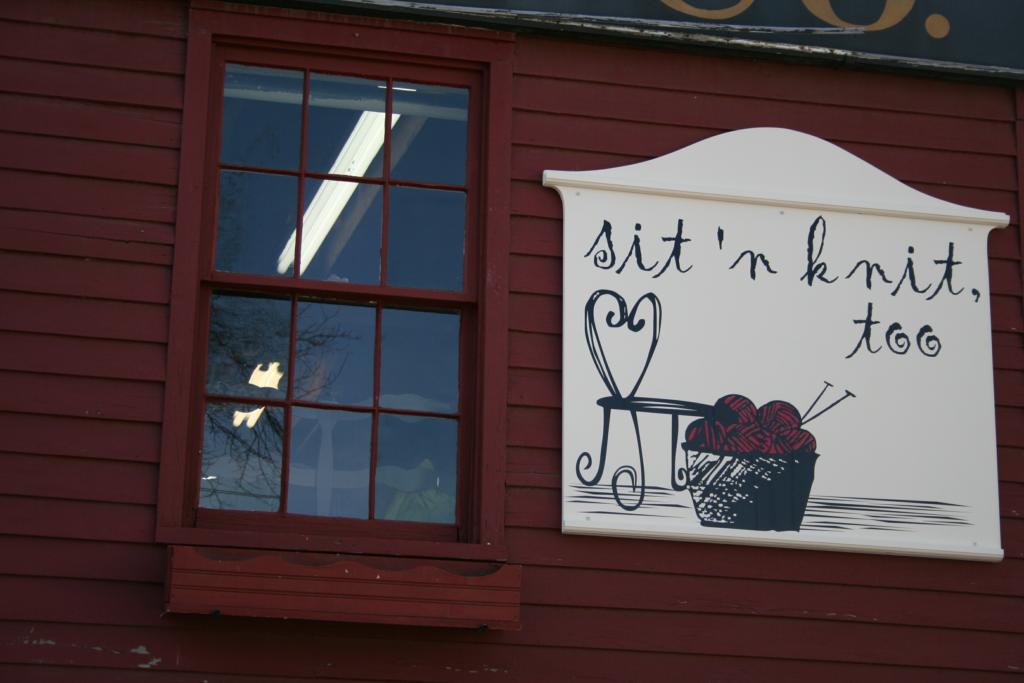 A favorite gathering place for knitters in Olde Wethersfield, CT