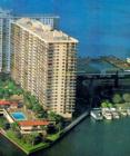 Winston Towers 700