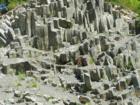 Columnar basalt outcropping