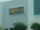 Ige's Restaurant and 19th Puka (hole) is a great place to eat if you are hungry and they offer catering service too.