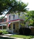Del Ray Bungalow