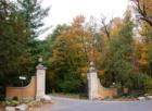 Cedarhurst neighborhood, a magnificent setting for Lake Minnetonka estates