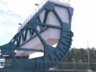 Another view of the masive counter weight on the bridge..