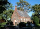 Oak Hill Cemetery chapel